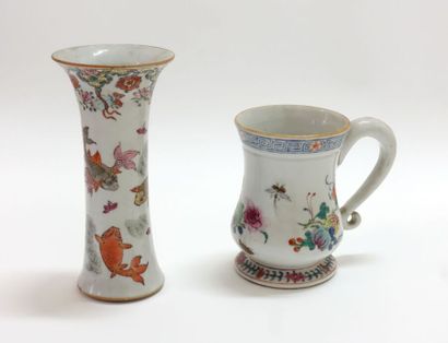 null CHINE - Époque YONGZHENG (1723-1735).

Ensemble en porcelaine émaillée polychrome...