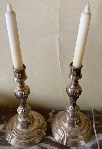 null Pair of silver plated bronze torches

18th century