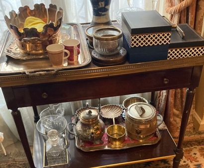 null A lot of silver plated metal, including vegetable stand, candelabras, bell and...