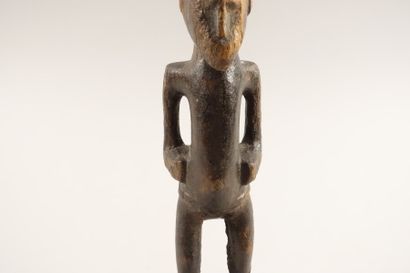 null Wooden statuette

Senufo people, Ivory Coast

(Slightly missing, accidents.)

Height...