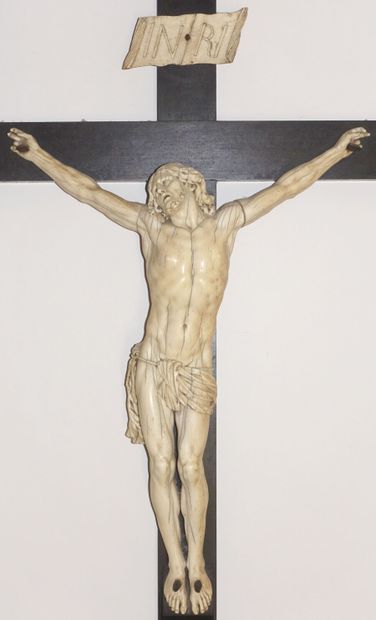 null École française de la fin du XIXe siècle

Christ en croix

Sculpture et cartouche...