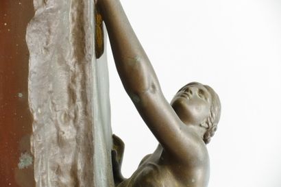 null Henri CHAPU (1833-1891)

La Jeunesse

Modèle créé vers 1875

Bronze à patine...