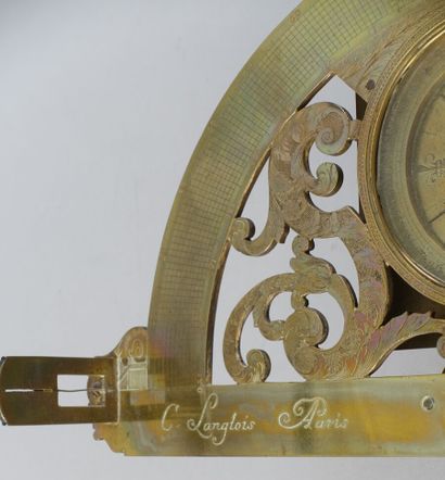 null Claude LANGLOIS - 18th century

Brass pinnae graphometer with compass dial with...