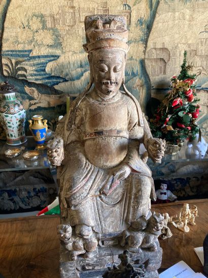 null CHINE - Époque MING (1368-1644)

Statue de dignitaire taoïste en bois sculpté...