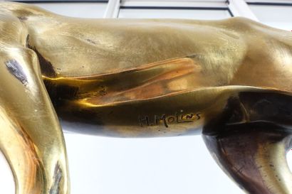 null Henri MOLINS (XXe siècle)

« Panthère »

Épreuve en bronze doré poli sur socle...
