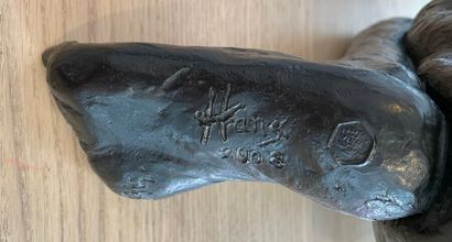 null Hans MARKS (né en 1946)

Captif

Bronze à patine brune, signé sous le pied gauche,...