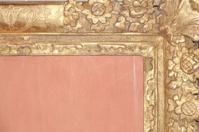 null Work of the 18th century

Gilded wood frame with carved flowers and palmettes...