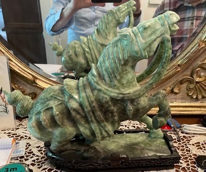 null CHINA

Horse in hard stone

Modern work

Height : 26 cm 26 cm ; Width : 30 ...