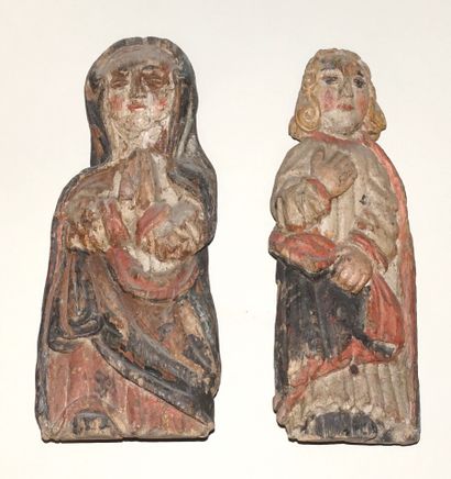 null Two figures in polychrome wood

(Misses.)

Height 34.6 cm each