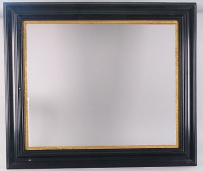 null Blackened wood frame, the inner frame gilded

Dimensions of the view : 49 x...