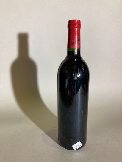 null BORDEAUX.

Grand vin de Léoville.

Marquis de Las Cases.

Saint-Julien 1997.

6...