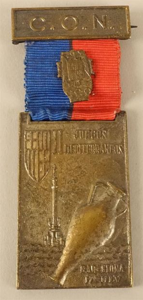 null Badge d'Officiel des Jeux Méditerranéens, Barcelone 1955 Comité National Olympique....