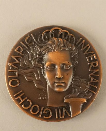 null [Jeux Olympiques].

Médaille officielle des participants des VIIe Jeux Olympiques...