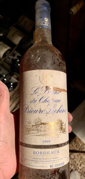 null BORDEAUX.

Le Blanc du Château Prieuré-Lichine. 

Lichine 1999.

7 bouteilles.

(Baisse...