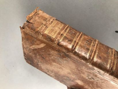 null Un lot de livres comprenant : 

- Dictionnaire géographique, Paris, 1760

-...