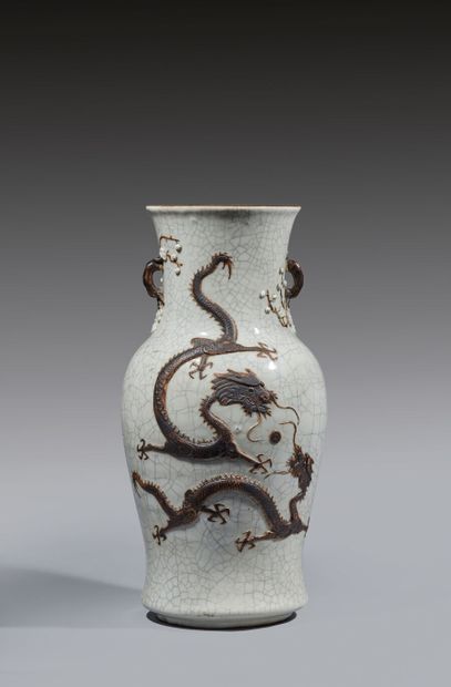 CHINE, Nankin - Fin du XIXe siècle 
Vase...