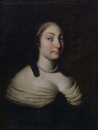  École française vers 1680 
Portrait de dame au collier de perles 
Toile 
(Enfoncements,...
