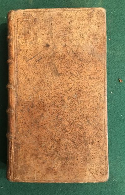 null Texte de la coutume de Normandie 

Paris, 1749, chez Durand

Un petit volume,...