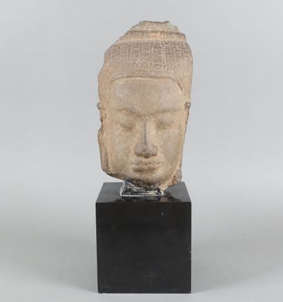 null CAMBODGE - Période khmer, BAYON, XIIe-XIIIe siècles
Fragment de tête de bouddha...