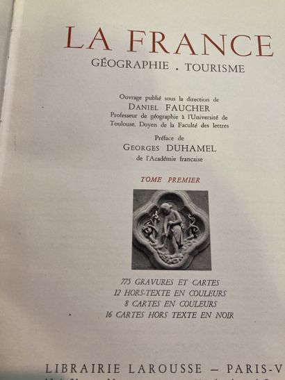 null Lot de livres :

- Tom WOLFE,The Bonfire of the Vanities, 1987

- Sites et Monuments...