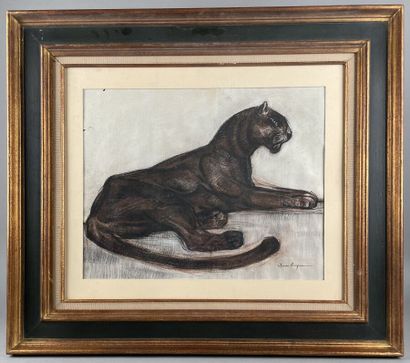 null Jean ROYER (20th century)
Reclining Panther
Drawing with three pencils, signed...
