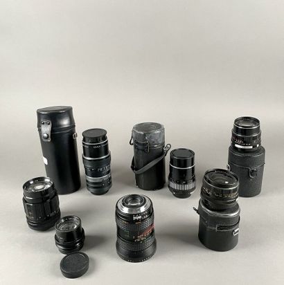 null Set of seven miscellaneous lenses: Pentacon 2.8/29 mm lens, Pentacon 2.8/100...