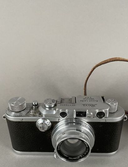 null Camera. Leitz Leica IIIa body n° 176206 (1935) with Summar 2/5 cm lens n° 284750...
