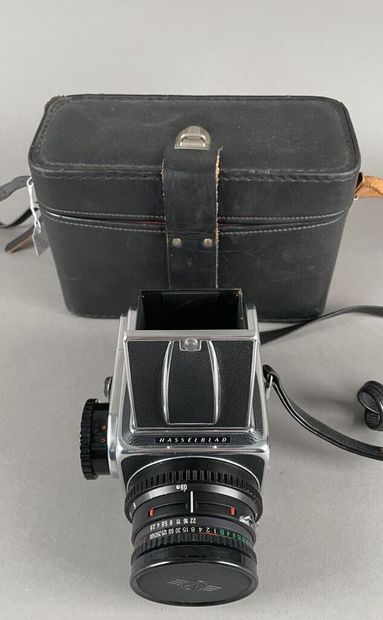 null Camera. Hasselblad 500 C/M body with Carl Zeiss Planar 2.8/80 mm T* lens (dirt)...