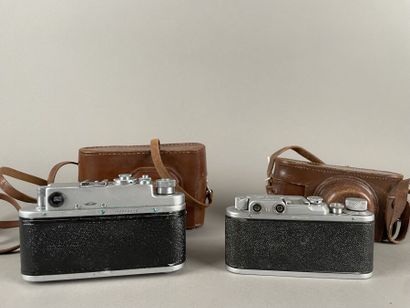 null Set of two Zorki cameras (Cyrillic): Zorki case with Industar-22 3.5/50 mm lens...