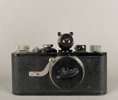 Camera. Leitz Leica I case n° 6888 (1928)...