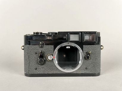 Appareil photographique. Boîtier Leitz Leica...