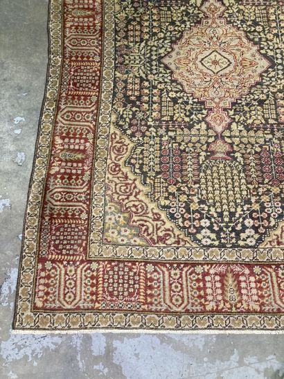 null Tapis Tebriz (chaîne et trame en coton, velours en laine), Nord-Ouest de la...