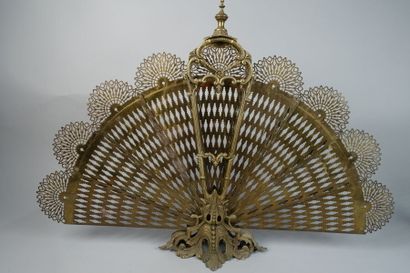 null Fireplace fan with eight bronze leaves
Height : 60 cm ; Width : 85 cm