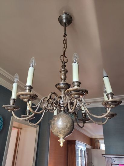 null Dutch-style brass chandelier with six scrolled light arms 
Height 62 cm; Diam....