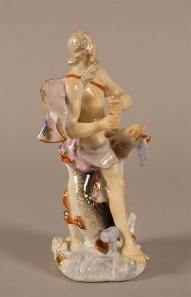 null ALLEMAGNE, Meissen
" Neptune "
Sujet en porcelaine polychrome.
Fin du XVIIIe,...