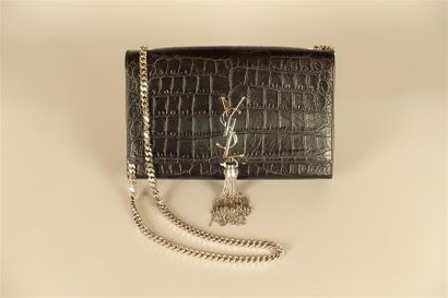 null YVES SAINT LAURENT 
Sac modèle Kate chain wallet en cuir embossé noir avec pompon...