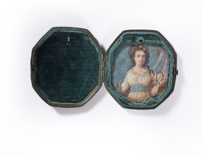 null École Française de la fin du XVIIIe siècle.
Portrait de femme au panier fleuri
Miniature...