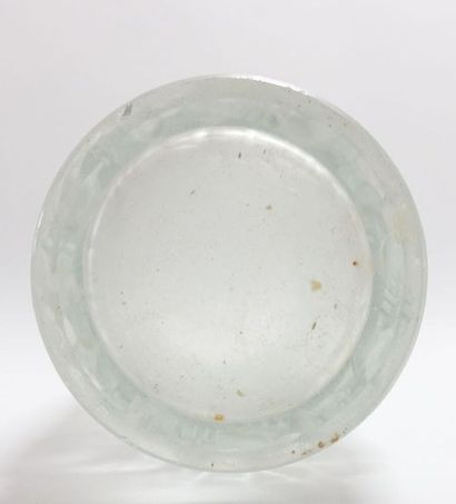 null René LALIQUE (1860-1945).
Vase " Coq et plumes " (1928).
Épreuve en verre blanc...
