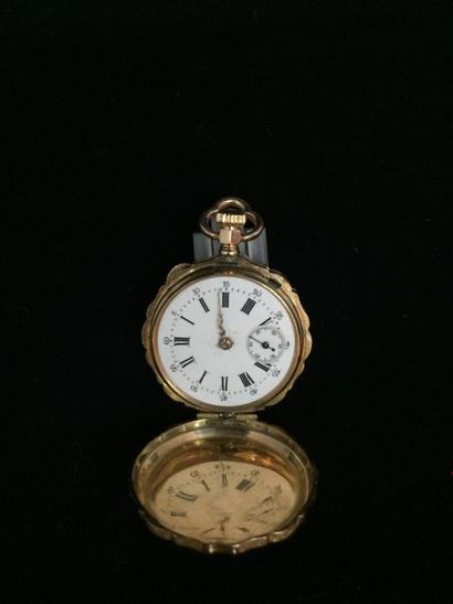 null Montre savonnette de dame, en or jaune 750 millièmes, le devant décoré de deux...