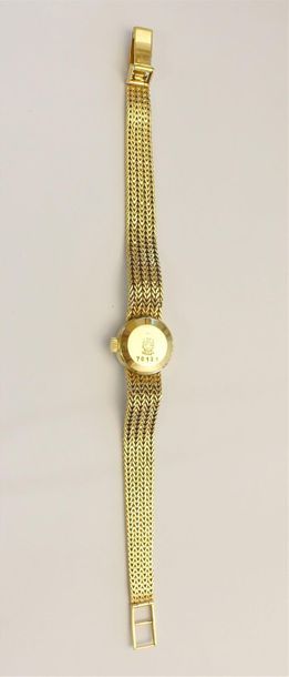 null LIP.
Montre bracelet de dame, en or jaune 750 millièmes, la montre de forme...