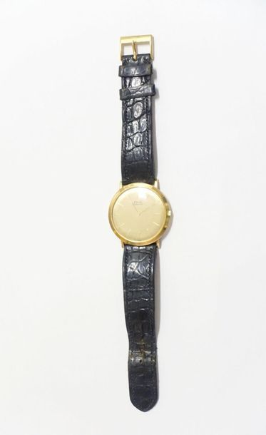 null PIAGET.
Montre bracelet d'homme, la montre de forme ronde en or jaune 750 millièmes,...