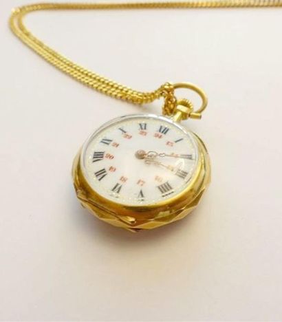 null Collier en métal doré retenant une montre de col à remontoir en or jaune 750...