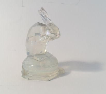 null R. LALIQUE FRANCE.
Petit lapin en cristal, signé R. Lalique France, n° 285.
Haut....