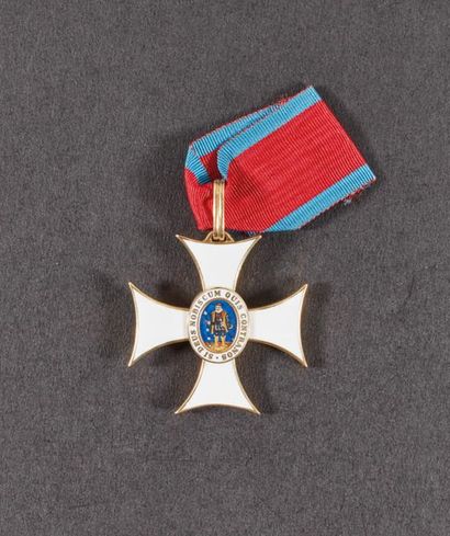 null ORDRE DE PHILIPPE LE MAGNANIME.
Croix de chevalier du 1er type en or et émail....