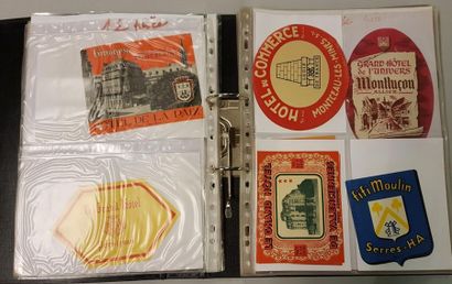 Album d'étiquettes Hôtel, Voyages, Bagages Album d'environ 200 étiquettes anciennes...