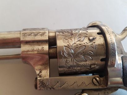 Revolver système Lefaucheux, fabrication liégeoise Lefaucheux system revolver, Liège...