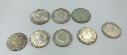 Trois pièces de 50 Francs (1976 et 1974) Trois pièces de 50 Francs (1976 et 1974)

Poids...