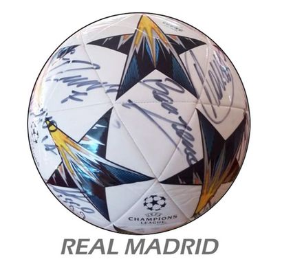 Ballon collector Ligue Champion signé par toute l’équipe de football du RÉAL MADRID...
