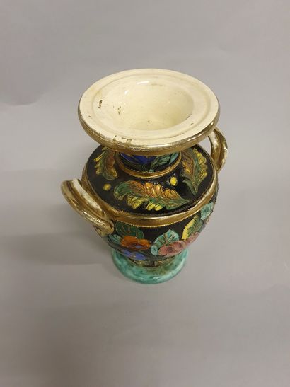 VALLAURIS VALLAURIS

Polychrome earthenware balluster vase, floral decoration

signed...