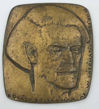 null 
Bronze medal with engraved decoration of a man's portrait and "Kodaly Zoltannak...